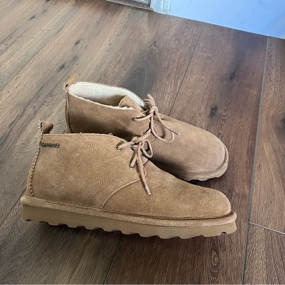 BearPaw tan leather chukka ankle boots, size 10 - Picture 3 of 8